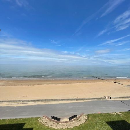 קאבורג Appartement Vu Sur Mer מראה חיצוני תמונה